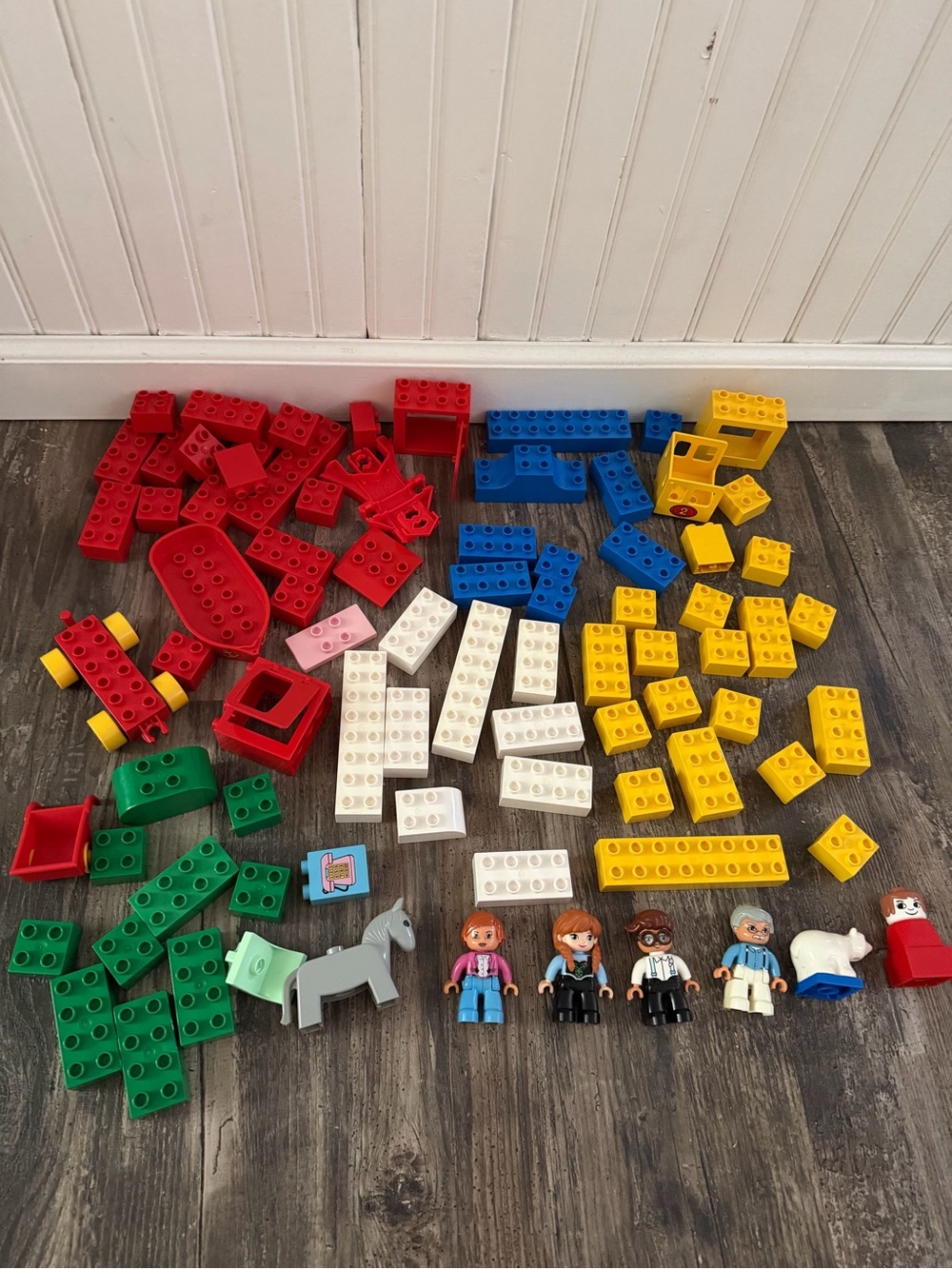 LEGO DUPLO: Boat Yard Building Set (2412) vintage and some other LEGO figures - Picture 10 of 10